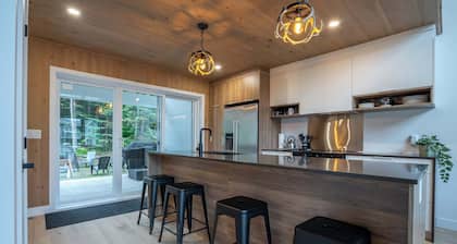 Ski In/Ski Out Spa, Babyfoot | Le Chouette Chalet