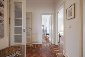 1 dormitorio y ropa de cama