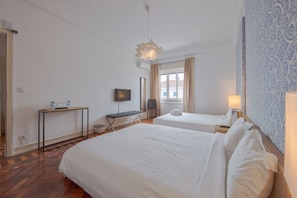 1 bedroom, bed sheets - Gaspar House III by Homing (Lisbon)