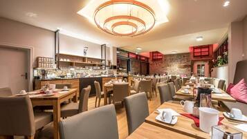 Gratis morgenmadsbuffet hver dag