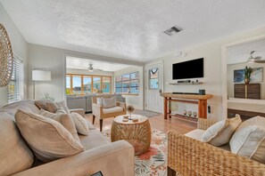 Televisión, oficina