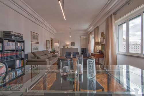 Gaspar House V by Homing
