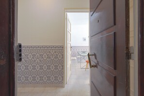 Interior - Alameda Typical by Homing (Lisbon)