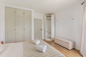 1 chambre, literie fournie