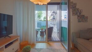 Unclassified image, 3 of 67, button - Benfica Prime Terrace II by Homing (Lisbon)