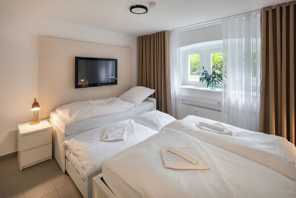 3 habitaciones, escritorio, cuna de viaje y wifi gratis