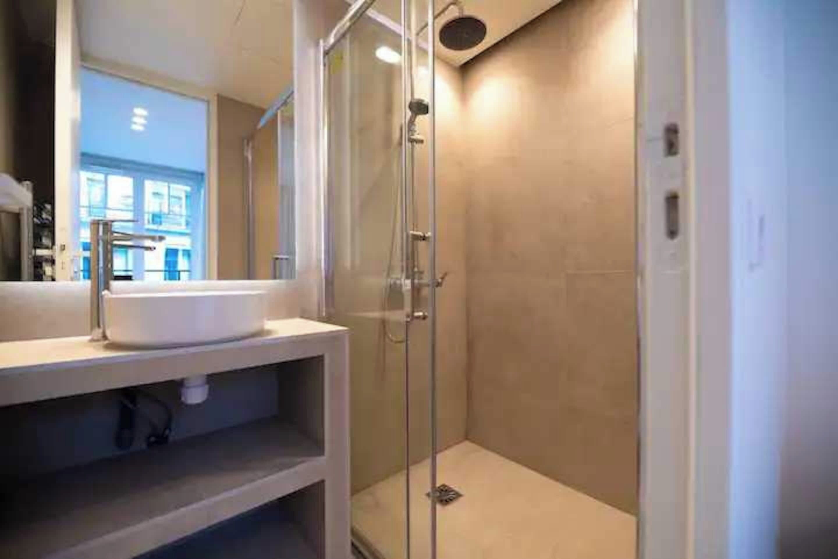 Apartment | Bathroom