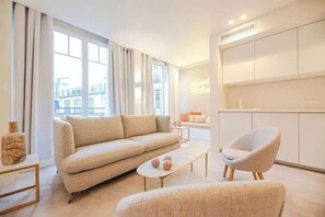 Apartment | Living area