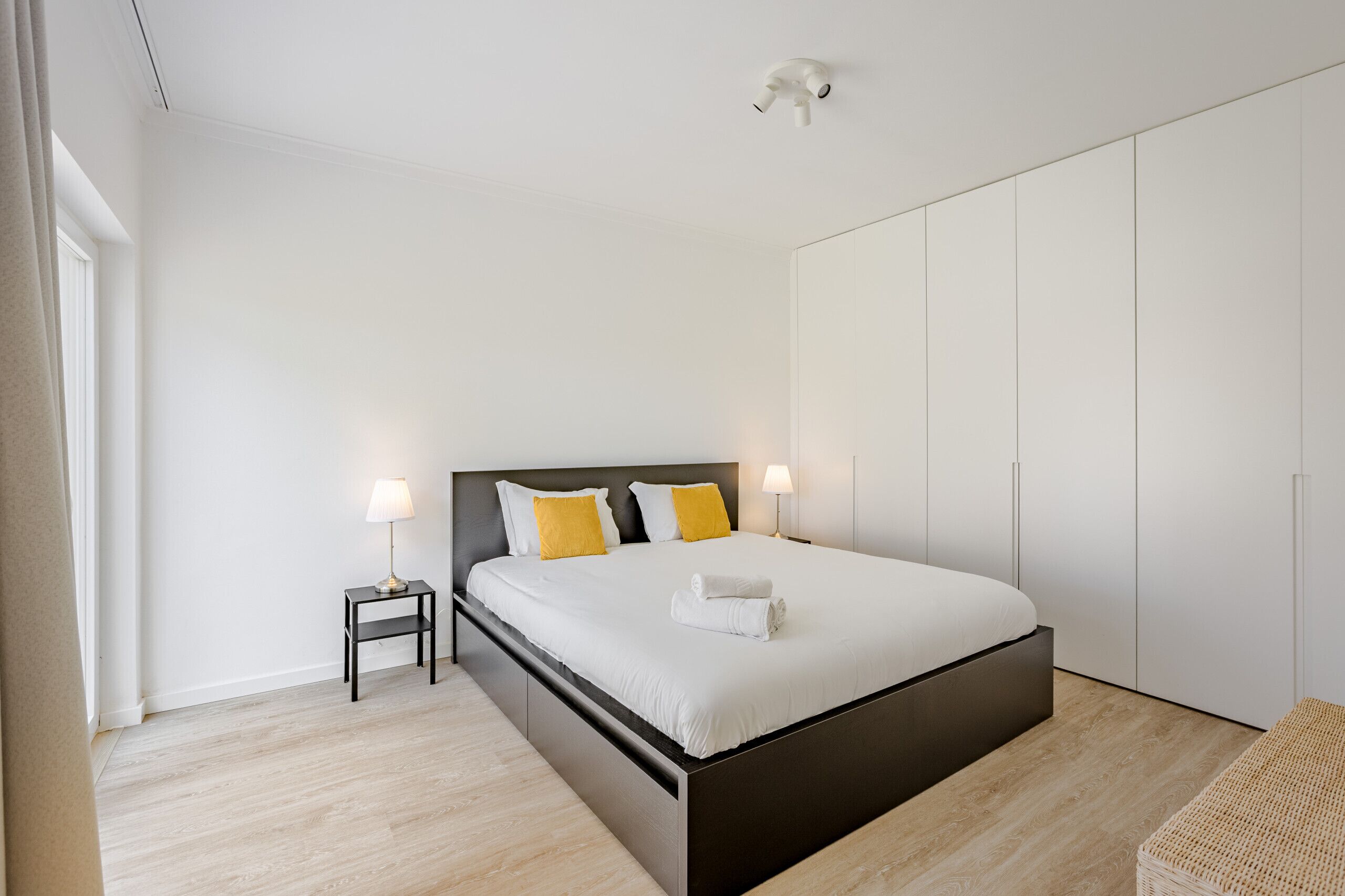 5 개의 침실, 침대 시트