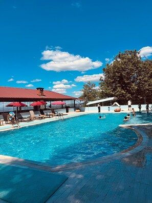 Piscina externa