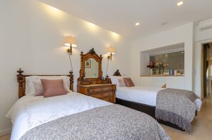 2 Schlafzimmer, Bettwäsche