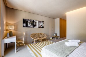 3 개의 침실, 침대 시트