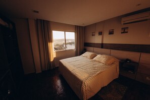 Deluxe Suite | Desk, laptop workspace, free WiFi - Salvatori Hotel (Telemaco Borba)