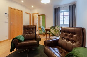 Living area - Setubal Boutique Apartments III (Setubal)