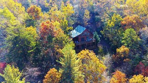 Exterior - Big Sky - A Couple's Luxury Cabin with Spectacular Views of Yonah Mountain (Cleveland)