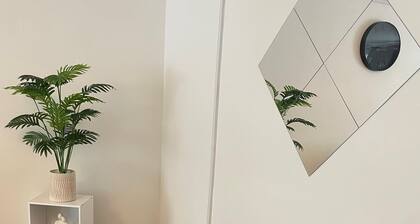 3 Bedroom property ideal for Work Stays - 20 mins walk to center