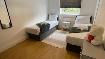 3 bedrooms, WiFi, bed sheets