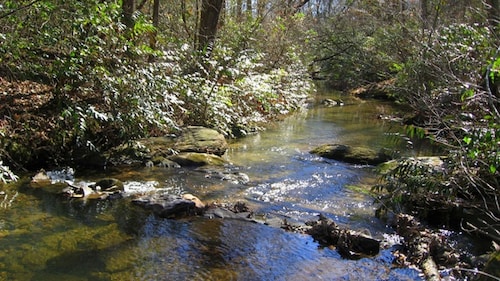 Amy's Creek 1 - August 10% OFF or 3rd Night Free - Ask for details!