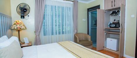 1 bedroom, iron/ironing board, WiFi, bed sheets