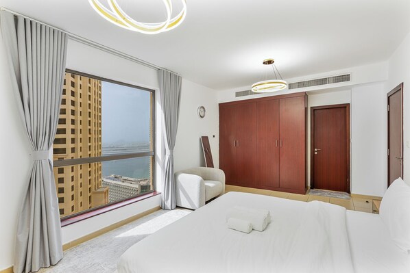 2 bedrooms, in-room safe, iron/ironing board, WiFi