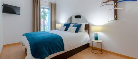 2 多间卧室、床单