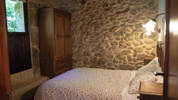 1 sovrum, strykjärn/strykbräda, internet och sängkläder