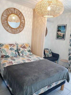 1 bedroom, iron/ironing board, WiFi, bed sheets