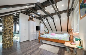 3 habitaciones, cuna de viaje, wifi gratis y ropa de cama 