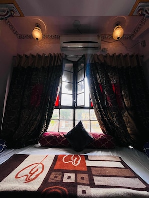 Basic Room | Free WiFi - Hotel Heritage haveli (Udaipur)
