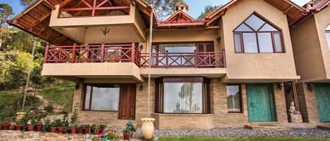 Fachada del alojamiento