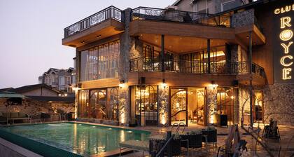 ELIVAAS prive The Royce Daisy | Ultra Luxe 4 BHK Villa