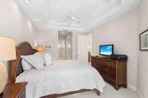 3 bedrooms, iron/ironing board, travel cot, free WiFi