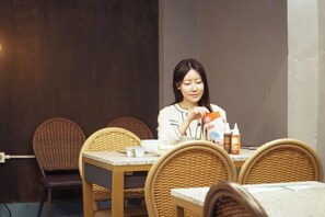 Room - Kumho Ryokan for Female Travelers – Near Dongdaemun (Seoul)