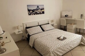2 bedrooms, in-room safe, iron/ironing board, free WiFi - Exclusive use apartment with kitchen, 2 bedroom, 2 bathroom and living room (Roma)