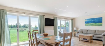 4 bedroom accommodation in South Kyme, near Boston