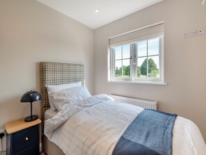 4 bedrooms, free WiFi