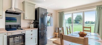 4 bedroom accommodation in South Kyme, near Boston