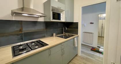 5th floor urban Downtown apartment 5 minutes from the station to the 5 Terre