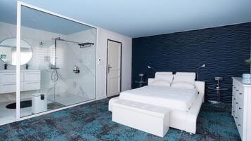 4 bedrooms, free WiFi