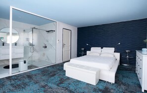 4 bedrooms, free WiFi