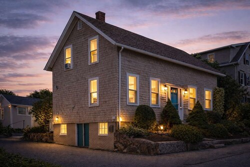 Stay at East Gloucester