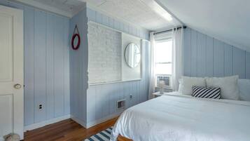 4 bedrooms, iron/ironing board, travel crib, WiFi