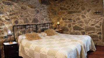 1 chambre, fer et planche Ă repasser, accĂšs Internet, draps fournis