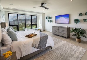 5 Schlafzimmer, Schreibtisch, Bügeleisen/Bügelbrett, kostenloses WLAN