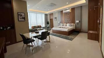 Desk, free WiFi, bed sheets