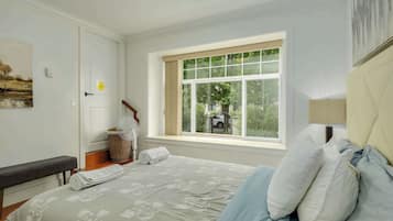 2 bedrooms, iron/ironing board, travel crib, WiFi