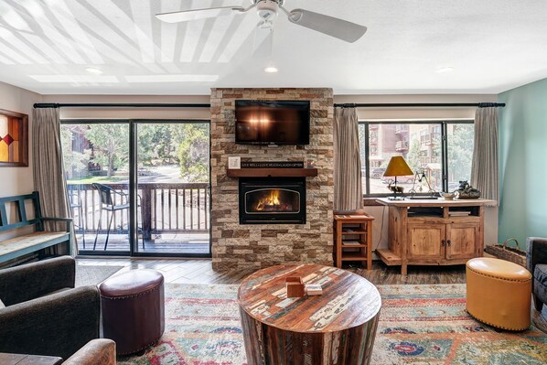 TV, fireplace, offices