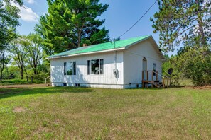 House (2 Bedrooms) | Front of property - Swim, Fish & Explore: Quiet Bear Lake Gem! (Bear Lake)