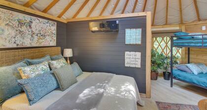Unplugged Retreat! Unique Yurt w/ Deck in Smokies