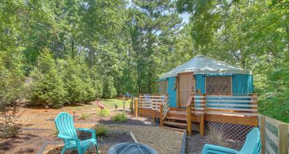 Unplugged Retreat! Unique Yurt w/ Deck in Smokies